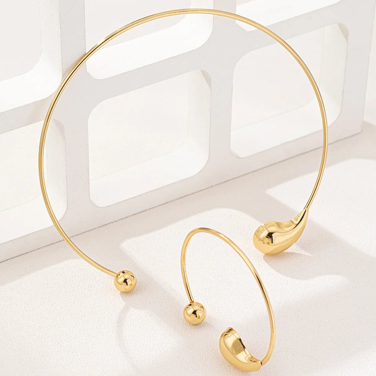 Set Collier & Bracelet Géométriques – Élégance Minimaliste