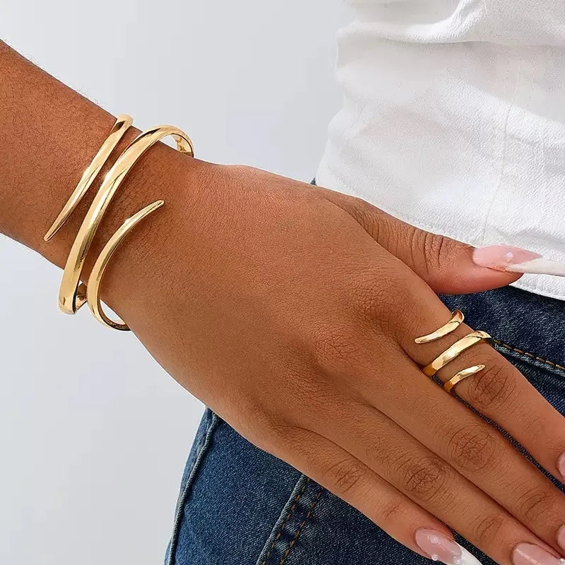 Bracelet Jonc Épuré en Acier Inoxydable – Élégance Discrète & Intemporelle