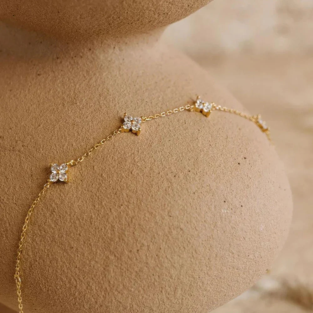 Collier Superposé Doré – Élégance Minimaliste
