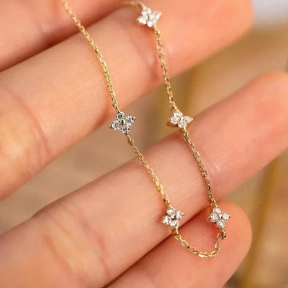 Collier Superposé Doré – Élégance Minimaliste