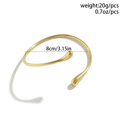 Bracelet de Bras Doré – Look Bohème Chic