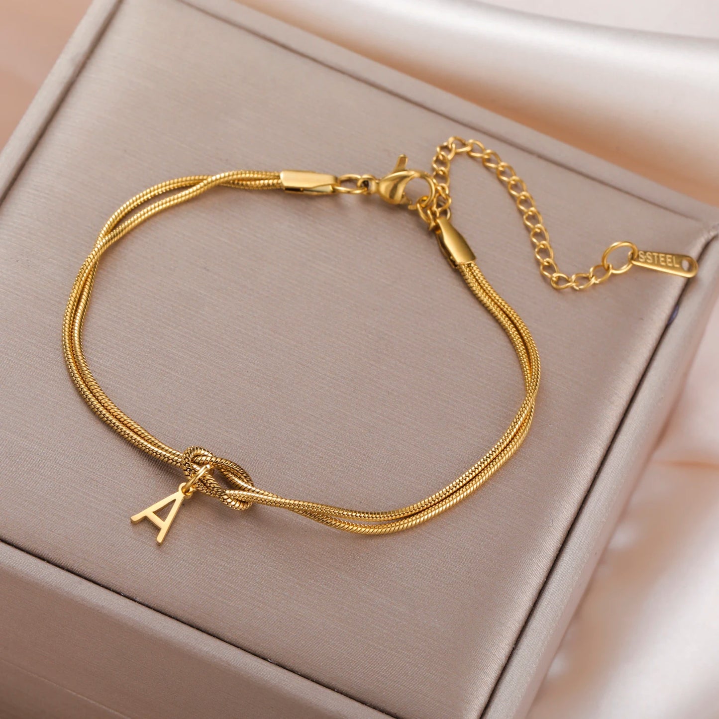 Bracelet Initiale Personnalisée – Chaîne Serpent