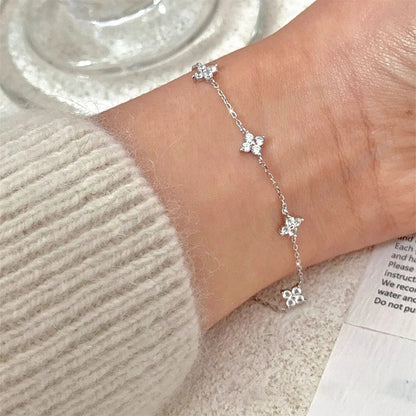 Collier Superposé Doré – Élégance Minimaliste