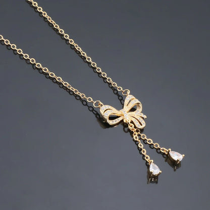 Collier Femme – Pendentif Raffiné en Cristal & Acier Inoxydable, Symbole de Protection & Élégance